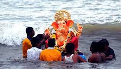 नाशिकः प्रदूषण मुक्ततेची दीक्षा देऊन बाप्पा गेले गावाला; रुखरुख लागे जीवाला!