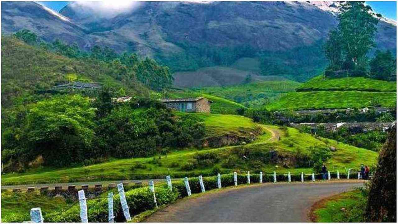 Karnataka Tourist Places : कर्नाटकमध्ये फिरायला जायचा प्लॅन करताय? या ठिकाणांना नक्की भेट द्या