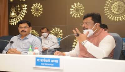 नाशिकमध्ये ऑक्सिजनची तिप्पट वाढ करण्याच्या सूचना; संभाव्य तिसऱ्या लाटेची तयारी