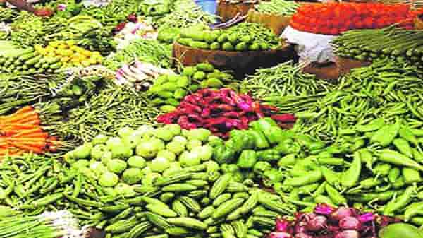 पावसामुळे भाजीपाल्याची आवक घटली, शेतकऱ्यांचा माल, व्यापाऱ्यांना फायदा