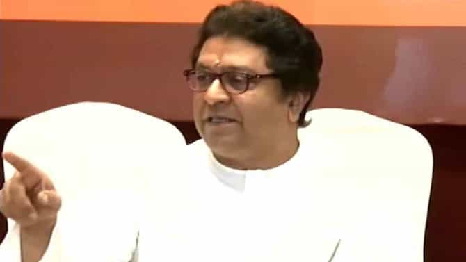 लोकांनी एकावेळी किती बोटं दाबायची? प्रभाग रचनेवरुन राज ठाकरेंचा हल्लाबोल