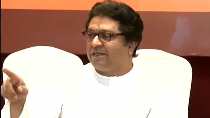 कार्यकर्ते म्हणाले आमचे सोडून सगळ्यांचे होर्डिंग्स लागतात, मग राज ठाकरेंचं उत्तर काय?