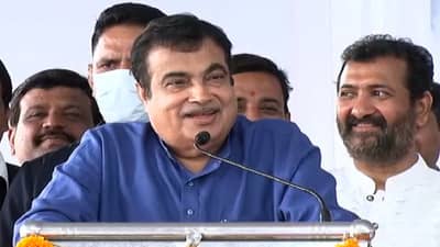 पुणे मेट्रोपेक्षा नागपूर मेट्रोचं काम वेगवान कसं? फडणवीसांसोबत खरंच चाल खेळली का? नितीन गडकरींनी स्पष्टच सांगितलं