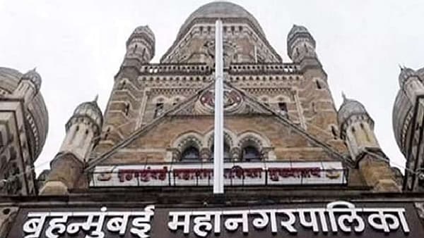 मुंबई महापालिका लागली निवडणुकीच्या कामाला, त्या 45 वॉर्डांचं काय होणार?