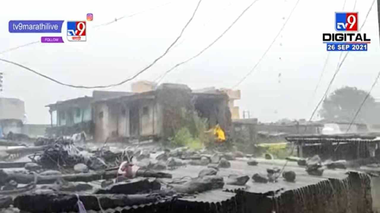 Hingoli | हिंगोली जिल्ह्यात सलग सहाव्या दिवशी जोरदार पावसाला सुरुवात Hingoli | हिंगोली जिल्ह्यात सलग सहाव्या दिवशी जोरदार पावसाला सुरुवात