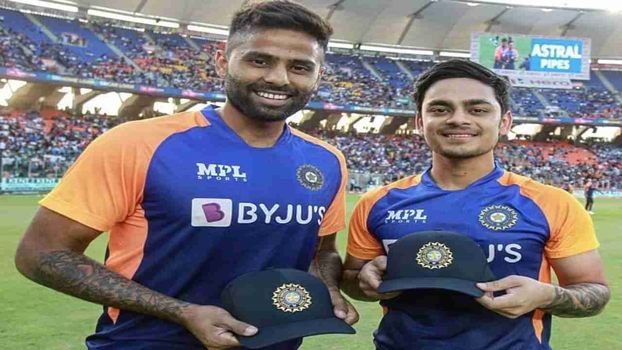 IPL 2021 मध्ये निराशाजनक कामगिरी, इशान किशन-सूर्यकुमारचं T-20 वर्ल्डकप संघातील स्थान धोक्यात?