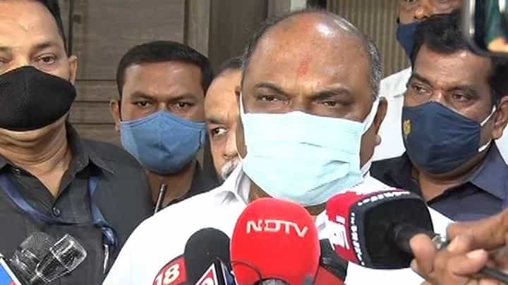 Anil Parab PC LIVE | जनतेला वेठीस धरणं योग्य नाही, अनिल परबांचं एसटी कामगारांना चर्चेचं आवाहन Anil Parab PC LIVE | जनतेला वेठीस धरणं योग्य नाही, अनिल परबांचं एसटी कामगारांना चर्चेचं आवाहन