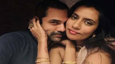 अभय देओल पुन्हा प्रेमात? सोशल मीडियावर शेअर केले रोमँटिक फोटो, पाहा कोण आहे ही खास व्यक्ती...