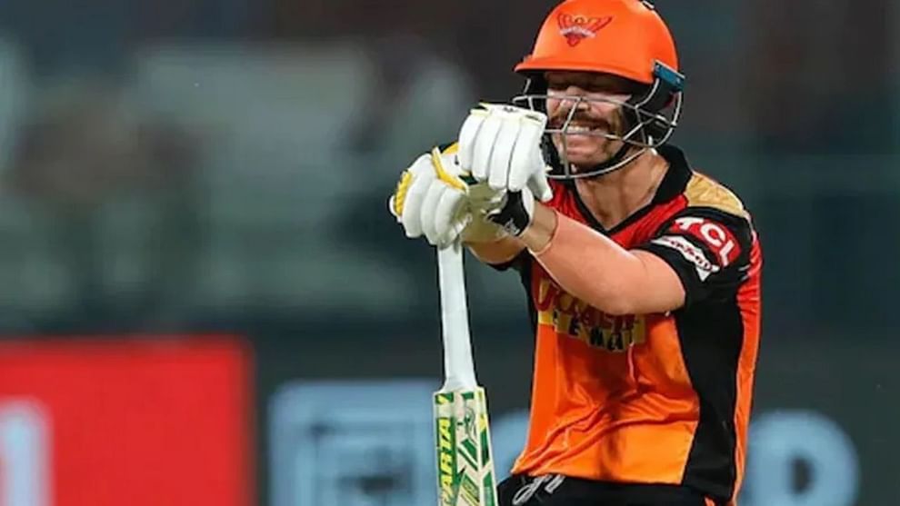 IPL ट्रॉफी जिंकून संघाची शान वाढवणारा डेव्हिड वॉर्नर संघाबाहेर का? प्रशिक्षकांचं स्पष्टीकरण, म्हणाले... IPL ट्रॉफी जिंकून संघाची शान वाढवणारा डेव्हिड वॉर्नर संघाबाहेर का? प्रशिक्षकांचं स्पष्टीकरण, म्हणाले...