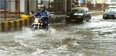 Aurangabad Rain: मध्यरात्रीतून पकडला पावसानं जोर, गुलाब चक्रिवादळामुळे औरंगाबादेत पुन्हा ढगफुटी, सरींचा वेग काय होता?