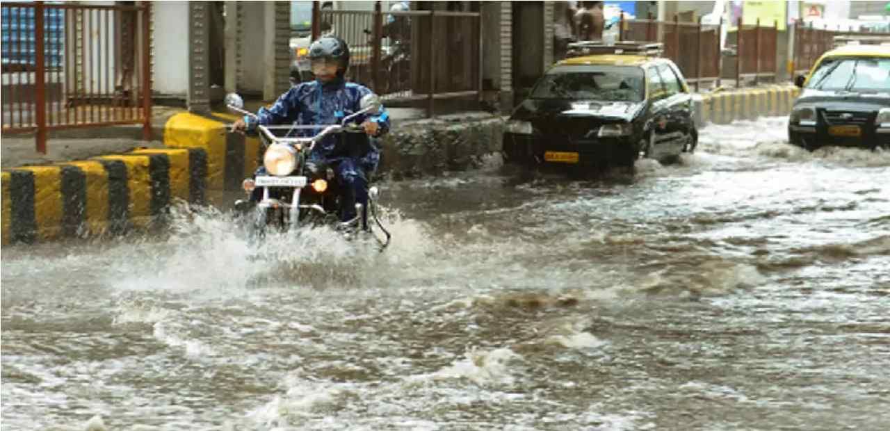 Aurangabad Rain: मध्यरात्रीतून पकडला पावसानं जोर, गुलाब चक्रिवादळामुळे औरंगाबादेत पुन्हा ढगफुटी, सरींचा वेग काय होता?