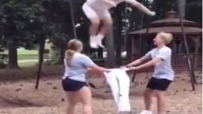 Video: झोक्यावरुन उडी आणि थेट पायजम्यात, हरहुन्नरी लोकांचे कर्तब पाहून नेटकरी अवाक