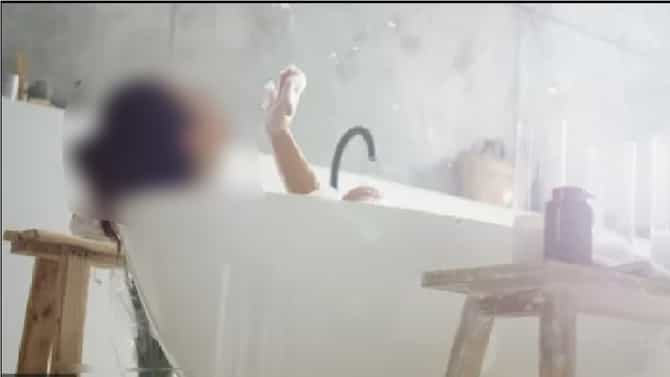 आंघोळ करताना महिला पोलीस अधिकाऱ्याचा व्हिडीओ, पोलीस कॉन्स्टेबलकडून ब्लॅकमेलिंग