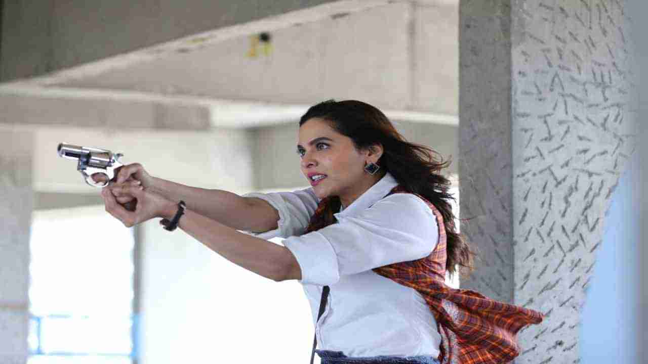 Ek Thi Begum 2 : खरी बंदूक हातात घेतल्यानंतर काय वाटलं?, अभिनेत्री अनुजा साठेने शेअर केला एक थी बेगम 2 दरम्यानचा किस्सा