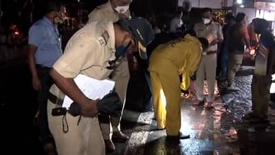 मुंबईकरांना धडकी भरवणारी घटना, बोरिवलीत अभियंत्याच्या कारवर भरदिवसा गोळीबार, भयानक थरार