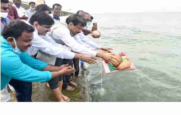 जरी भरला अथांग नाथसागर, तरी आमची रिकामी घागर... समाज माध्यमांवर औरंगाबादकरांचा संताप