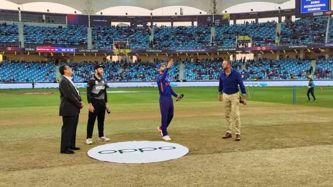 India vs New zealand Toss result: नाणेफेकीत भारताच्या नशिबी पुन्हा निराशा, न्यूझीलंडने नाणेफेक जिंकत घेतली गोलंदाजी