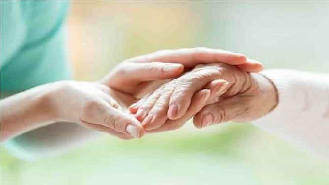 ज्येष्ठांचा सांभाळ फक्त मुलांचीच नव्हे, या व्यक्तींचीही जबाबदारी, वाचा कायदा काय सांगतो?
