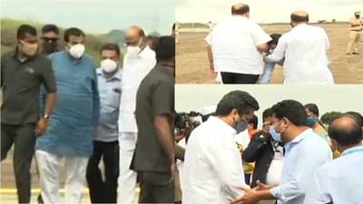 हसन मुश्रीफांना पाया पडून नमस्कार, रोहित पवारांच्या हातात हात, राष्ट्रवादीच्या नेत्यांचं सुजय विखेंकडून जंगी स्वागत