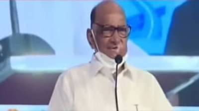 प्रत्येक भाषणात नितीन गडकरी म्हणतात ऊसापासून इथेनॉल निर्मिती करा, आज पवारांनी त्याच्या पुढचा पर्याय गडकरींना सांगितला!