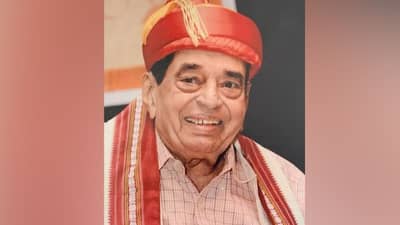 त्यांच्या कथाकथनची महाराष्ट्रातलील जनतेला भुरळ, कथाकथनातील अस्सल मिरासदारी संपली, ज्येष्ठ लेखक द मा मिरासदार यांचं निधन