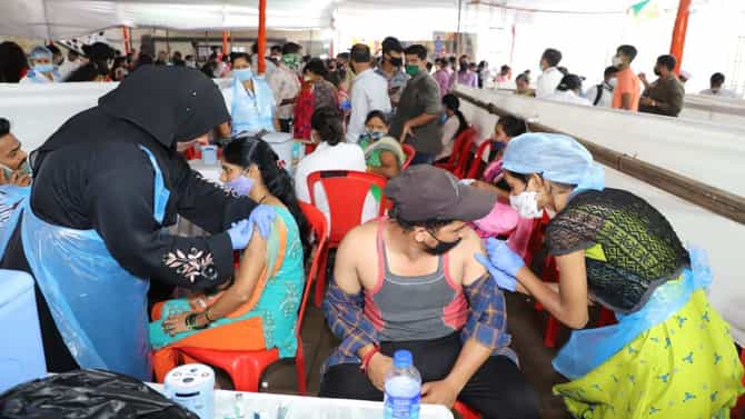 दिव्यात देशातील पहिला 10 हजार लसीकरणाचा लस महोत्सव