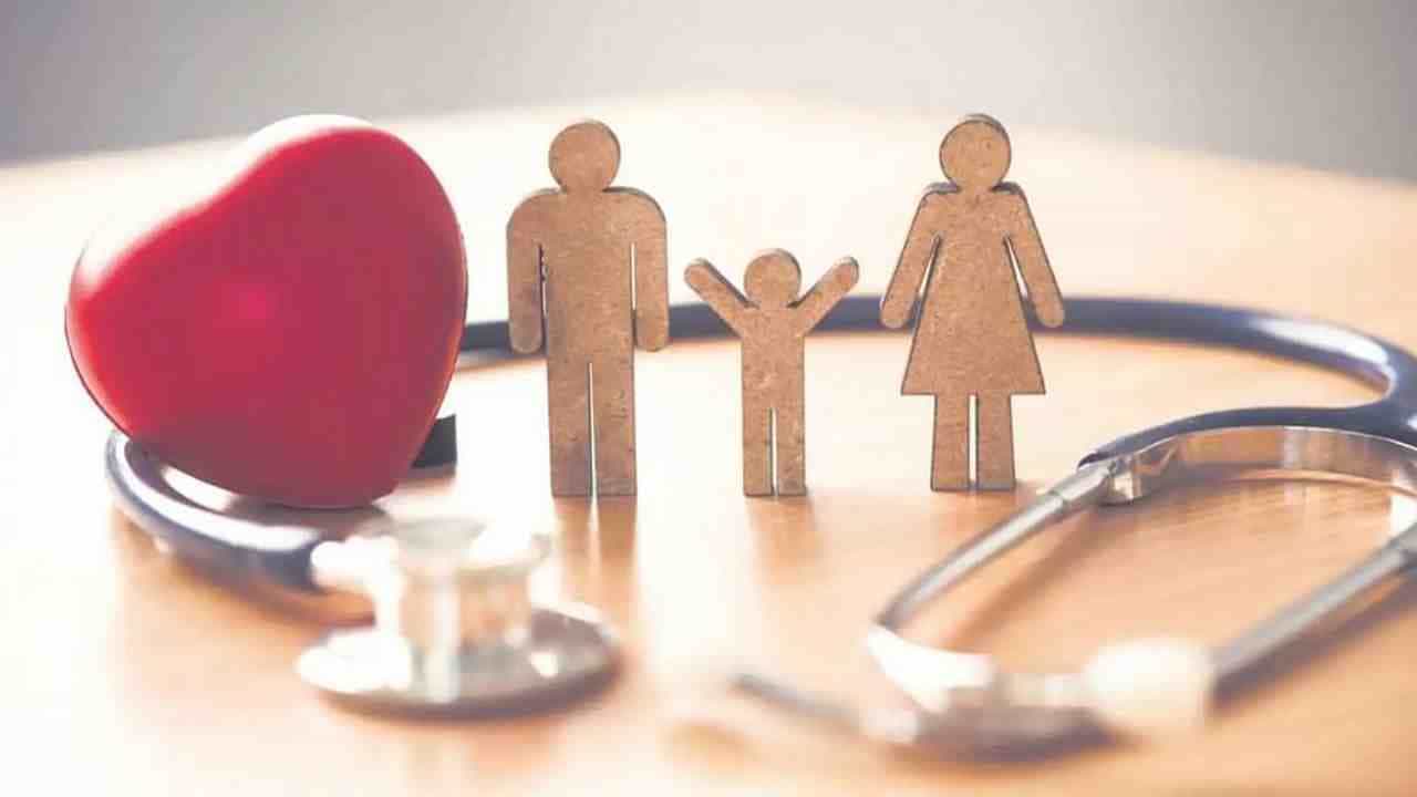 हेल्थ इन्शुरन्स खरेदी करताना या गोष्टी नक्की ध्यानात ठेवा