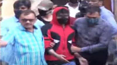 सुपरस्टार शाहरुखचा मुलगा आर्यन खान अखेर अटकेत, इतर 8 जणांवरही कारवाई, आता पर्याय काय?