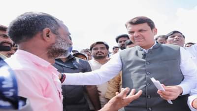 मांजरा धरणात इतकं पाणी का सोडलं, चौकशी करा : देवेंद्र फडणवीस