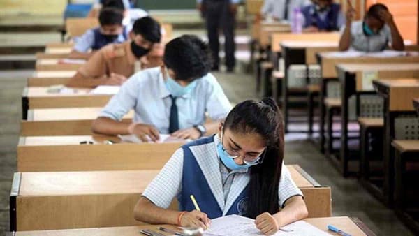 Aurangabad: शाळांमध्ये किलबिलाट, काळजी अन् आनंदाची संमिश्र भावना, मराठवाड्यात काय आहे स्थिती?