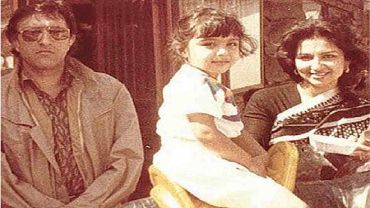 बॉलिवूड हरहुन्नरी अभिनेत्री सोहा अली खान आज तीचा वाढदिवस साजरा करत आहे. अभिनेत्री सोहा अली खान ही दिग्गज अभिनेत्री शर्मिला टागोर टागोर आणि क्रिकेटर मंसूर अली खान यांची मुलगी.     
