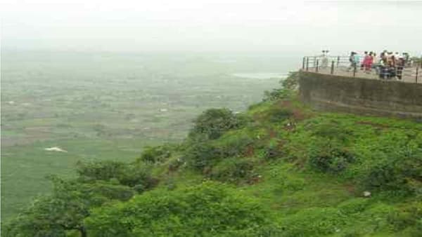 Aurangabad Tourism: म्हैसमाळला जाण्याचा रस्ता वर्षभरात दुरुस्त करणार, 19 कोटींचा निधी, तीन वर्षांपासून रखडले काम