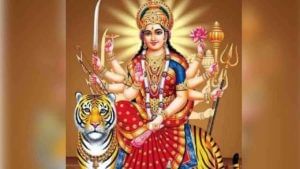 Shardiya Navratri 2021 : दुर्गा माता केवळ सिंहावरच आरुढ का होते, जाणून घ्या पौराणिक कथा