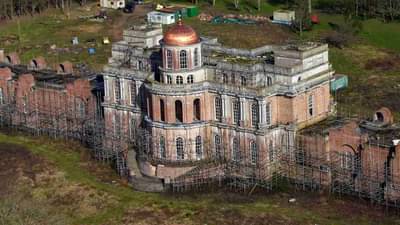 भूतांच्या अफवांनी आलिशान महालाची वाट, ब्रिटनमधला या महालाजवळ जाण्याची आजही कुणाची हिंमत नाही