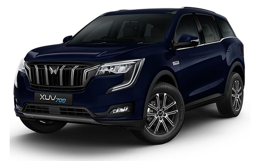 Mahindra XUV700 बाजारात, जाणून घ्या कधीपासून सुरु होणार बुकिंग्स?