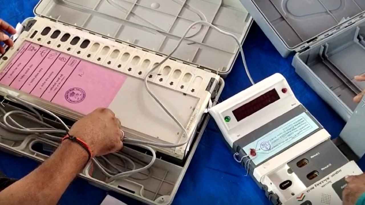 Palghar ZP and Panchayat Samiti Election Results 2021 LIVE: पालघरमध्ये शिवसेना खासदाराची प्रतिष्ठा पणाला, रोहित गावितांच्या लढतीकडं राज्याचं लक्ष, सेनेचा गड भाजप भेदणार? Palghar ZP and Panchayat Samiti Election Results 2021 LIVE: पालघरमध्ये शिवसेना खासदाराची प्रतिष्ठा पणाला, रोहित गावितांच्या लढतीकडं राज्याचं लक्ष, सेनेचा गड भाजप भेदणार?