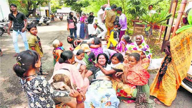 हा आहे पुरोगामी महाराष्ट्र? जातपंचायतीच्या धसक्याने दाम्पत्याने घेतले विष, पतीचा मृत्यू, उस्मानाबादेत भीषण घटना