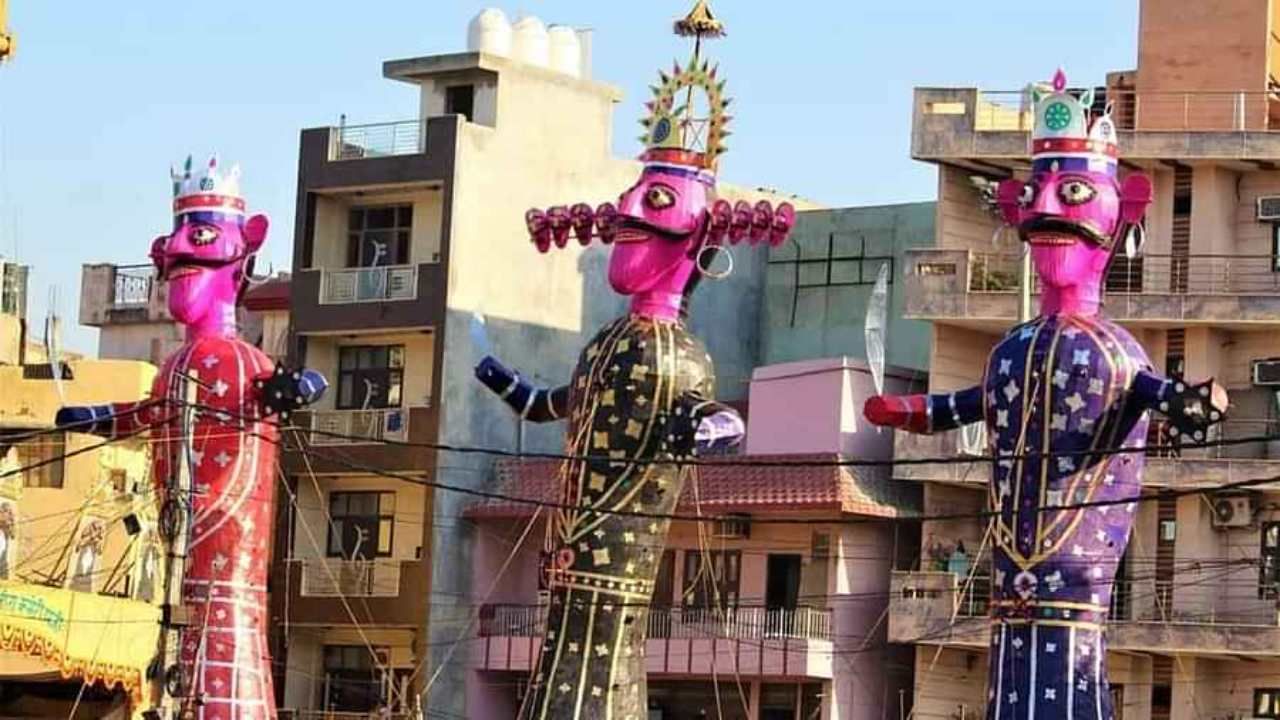 Dussehra 2021 : दसरा कधी? जाणून घ्या तिथी, मुहूर्त आणि महत्त्व Dussehra 2021 : दसरा कधी? जाणून घ्या तिथी, मुहूर्त आणि महत्त्व