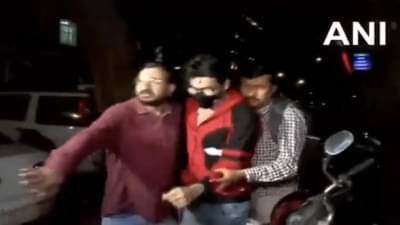 Aryan Khan Bail : कोर्टात वकिलांची खडाजंगी, न्यायाधीश म्हणाले, तुम्ही थांबा नाही तर, मी थांबेन!