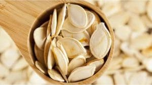 Health Tips : जाणून घ्या कोणत्या लोकांनी भोपळ्याच्या बिया खाऊ नयेत!