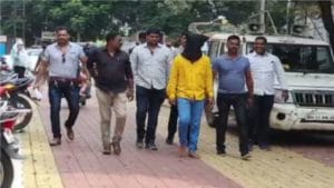 मुलीचा अपघात, उपचारासाठी पैसे पाठवा, पिंपरीतील चार नगरसेवकांना गंडा, आरोपीला अटक