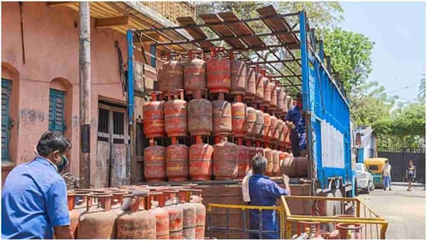 चांगली बातमी! गॅस सिलिंडर बुकिंगवर 50 रुपये कॅशबॅक, बुकिंग कसे कराल?