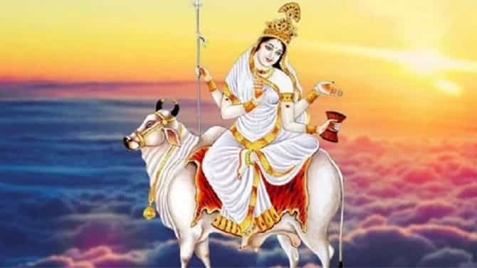 Shardiya Navratri 2021 | आज नवरात्रीचा पहिला दिवस, जाणून घ्या देवी शैलपुत्रीची कथा