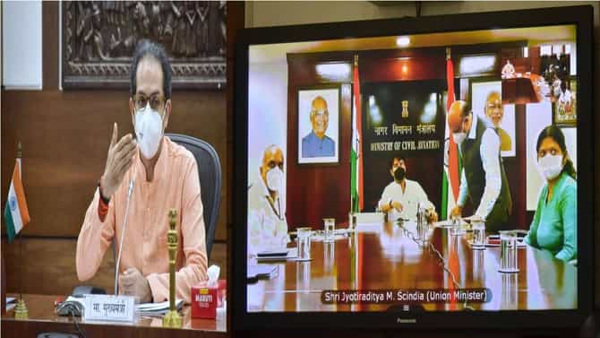 चिपी विमानतळामुळे कोकणाला मोठा फायदा, मुख्यमंत्री उद्धव ठाकरेंची ज्योतिरादित्य शिंदेंशी चर्चा
