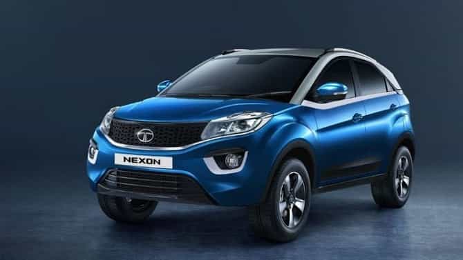 Tata Nexon ठरली भारतातील बेस्ट सेलिंग कॉम्पॅक्ट SUV, मारुती आणि ह्युंडईवर मात