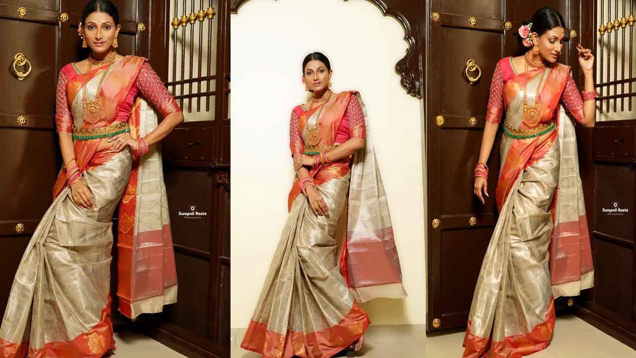 सध्या नवरात्री हा सण जोशात साजरा केला जात आहे. या दिवसांत नऊ रंगांना विशेष स्थानं दिलं जातं. सगळ्या स्त्रिया या दिवसांत प्रत्येक दिवशीच्या रंगानुसार पेहराव परिधान करतात.