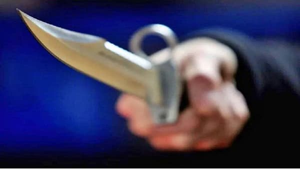 जोडीदारासोबत लैंगिक समस्यांनी त्रस्त, त्याने थेट धारदार चाकूने स्वत:चं गुप्तांग कापलं, नेमकं प्रकरण काय?