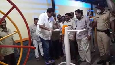 Video: उदयनराजे भोसलेंकडून युवकांना व्यायामाचे धडे, साताऱ्यात विकासकामांचा धडाका सुरुच