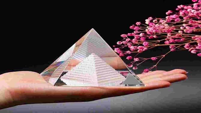 Very Effective Vastu Tips : घराच्या समृद्धी आणि प्रगतीसाठी हे वास्तू उपाय आहेत खूप प्रभावी