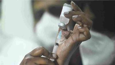 औरंगाबादेत मिशन कवच कुंडलला उत्स्फूर्त प्रतिसाद, कर्णपुरा व दुर्गा माता मंदिरात पहिल्याच दिवशी 168 लसीकरण